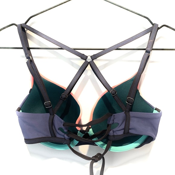 Maaji Reversible Color Block Underwire Bikini Top - Picture 8 of 15